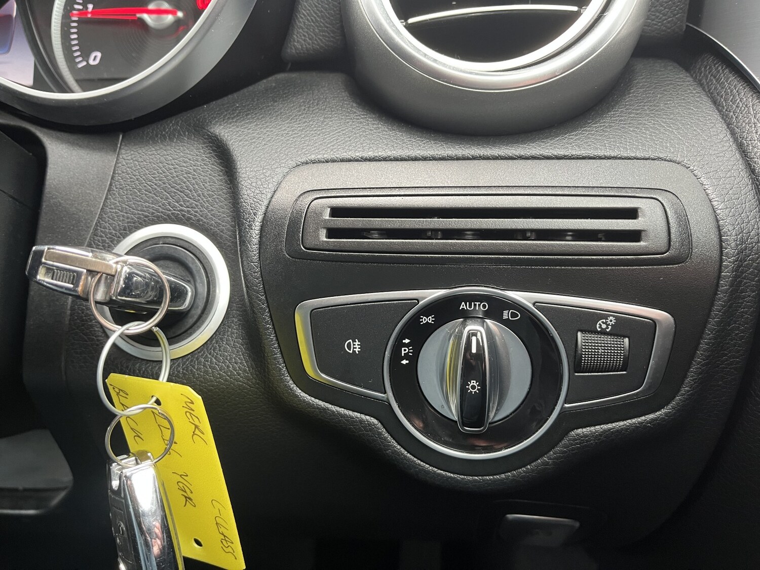 Used Mercedes-Benz C Class 2016 for sale - 77721309: Photo 26