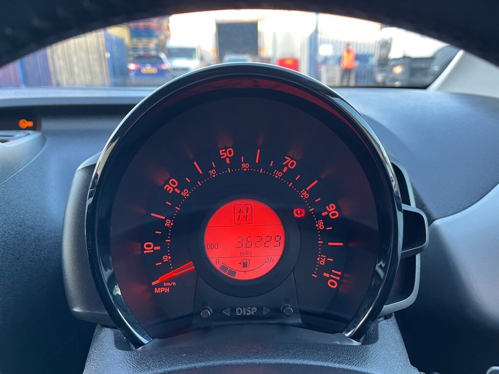 Used Peugeot 108 2015 for sale - 77721383: Photo 13