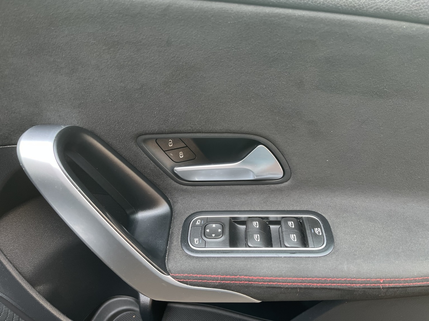 Used Mercedes-Benz A-Class 2018 for sale - 77822379: Photo 37