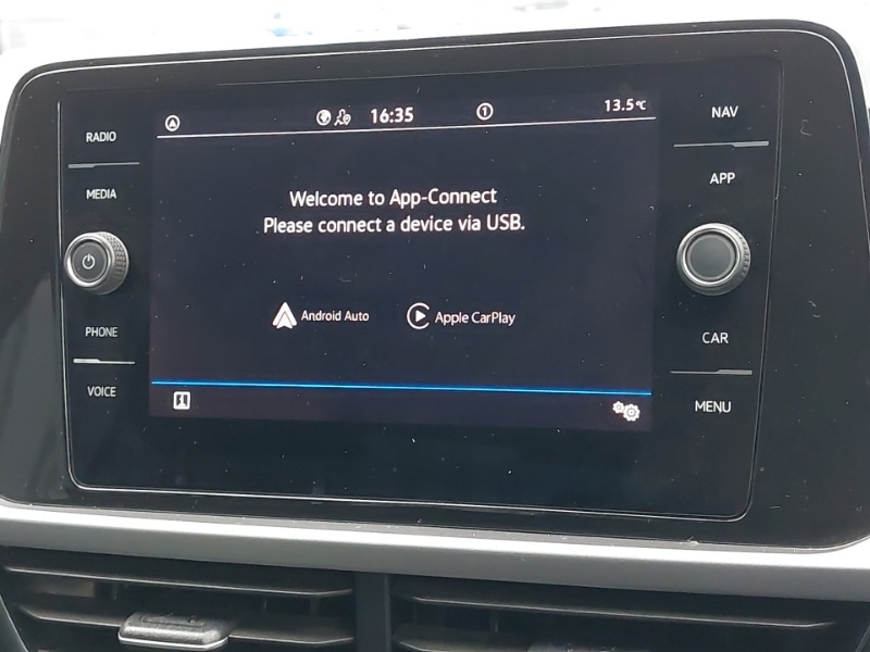 Used Volkswagen T-Roc 2023 for sale - 76230018: Photo 19