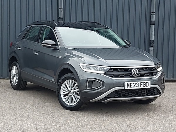 Used Volkswagen T-Roc 2023 for sale - 76230018: Photo 1