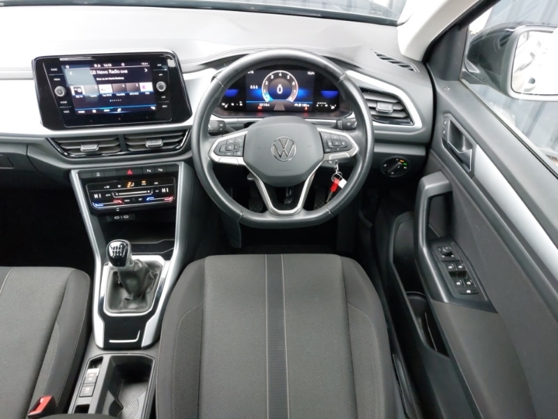 Used Volkswagen T-Roc 2023 for sale - 76230018: Photo 7