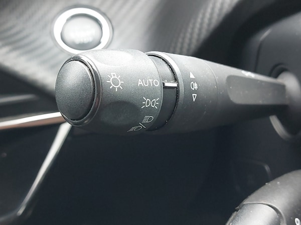 Used Peugeot 2008 2022 for sale - 76309098: Photo 17