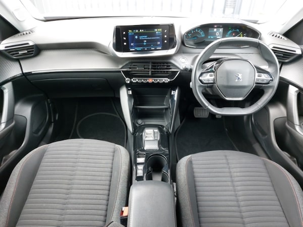 Used Peugeot 2008 2022 for sale - 76309098: Photo 2