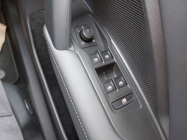 Used Volkswagen Tiguan 2024 for sale - 75245541: Photo 12