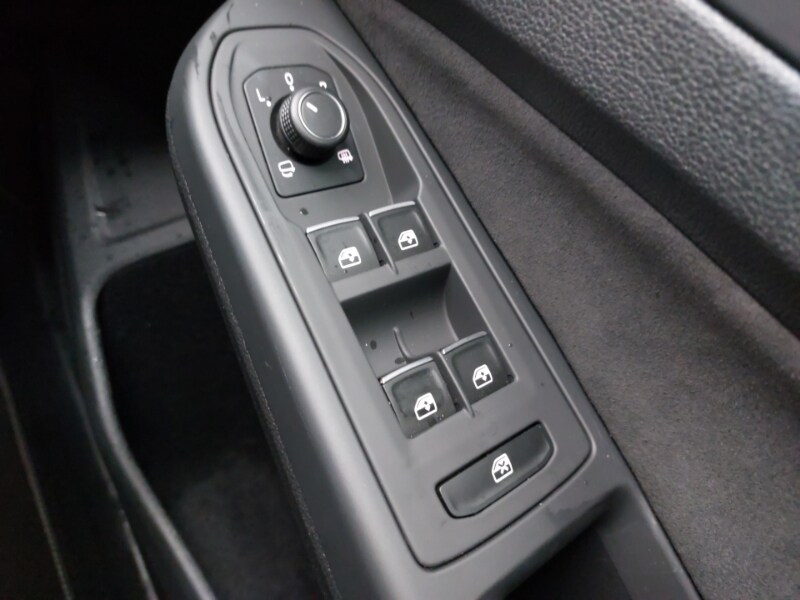 Used Volkswagen Golf 2024 for sale - 77721898: Photo 12