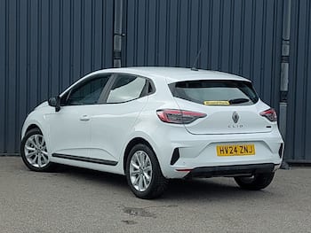Used Renault Clio 2024 for sale - 79857875: Photo