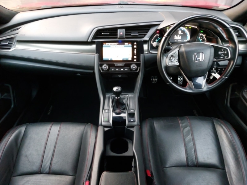 Used Honda Civic 2019 for sale - 76431634: Photo 2