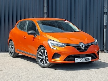 Used Renault Clio 2023 for sale - 78723741: Photo