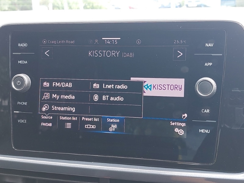 Used Volkswagen T-Roc 2023 for sale - 76970635: Photo 15