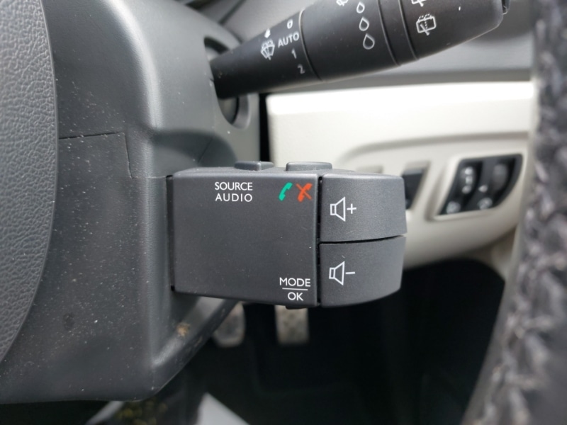 Used Renault Captur 2018 for sale - 76947351: Photo 14