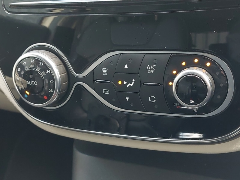 Used Renault Captur 2018 for sale - 76947351: Photo 16