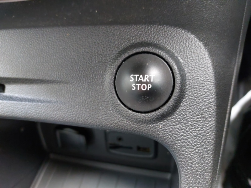 Used Renault Captur 2018 for sale - 76947351: Photo 17