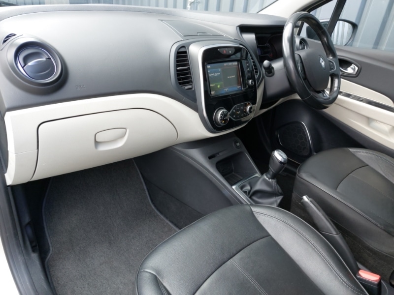 Used Renault Captur 2018 for sale - 76947351: Photo 5