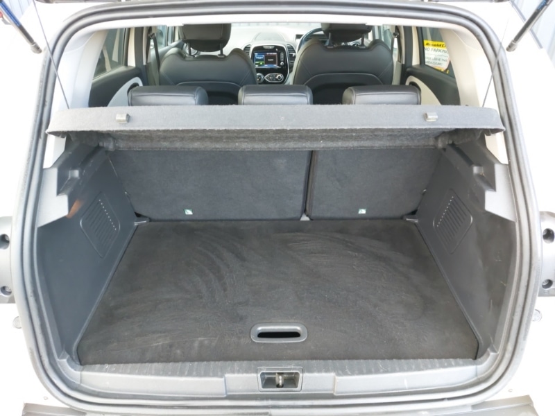 Used Renault Captur 2018 for sale - 76947351: Photo 8