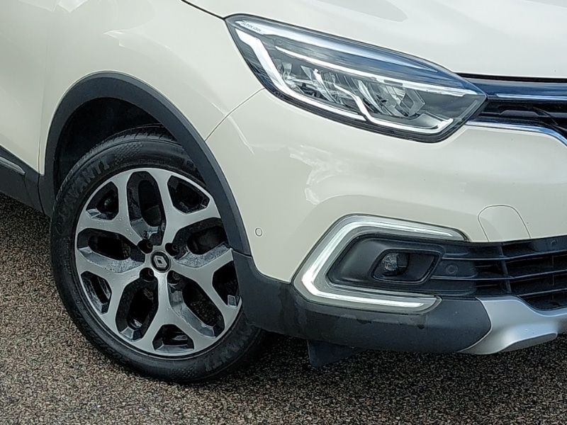 Used Renault Captur 2018 for sale - 76947351: Photo 9