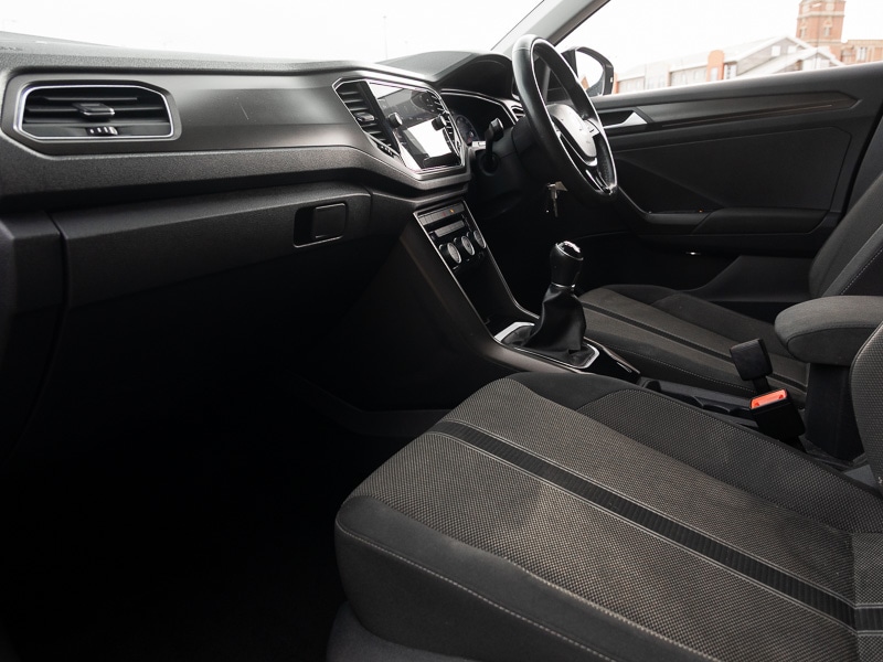 Used Volkswagen T-Roc 2018 for sale - 76431642: Photo 5