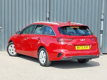 Used Kia Ceed 2023 for sale - 79407242: Photo
