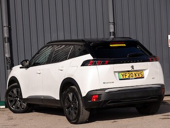 Used Peugeot 2008 2020 for sale - 77852521: Photo