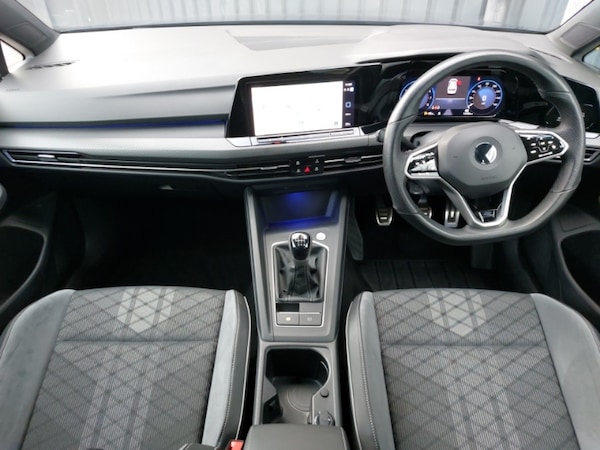 Used Volkswagen Golf 2021 for sale - 76213522: Photo 2