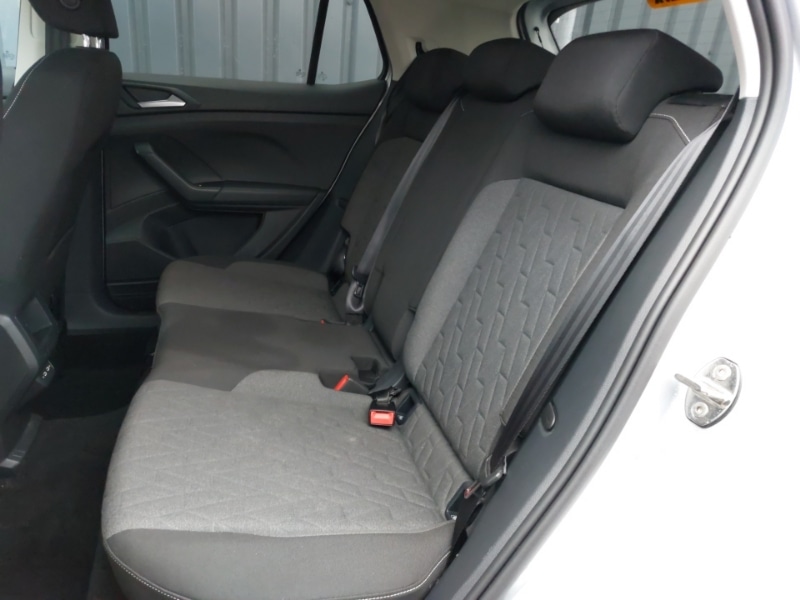 Used Volkswagen T-Cross 2024 for sale - 77142118: Photo 6