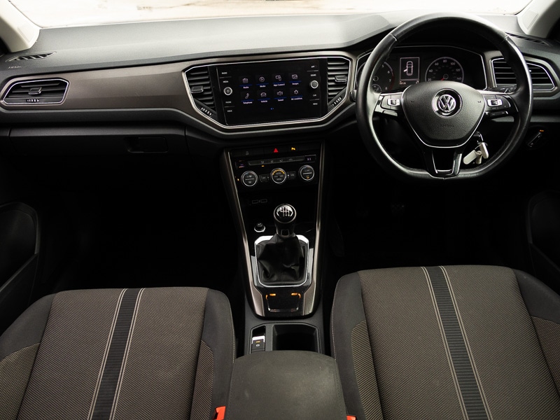 Used Volkswagen T-Roc 2019 for sale - 77907988: Photo 2