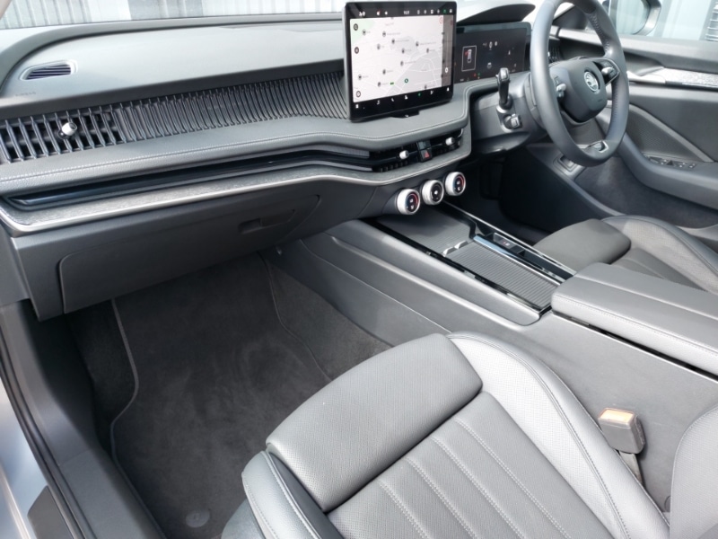 Used Skoda Superb 2024 for sale - 76932501: Photo 5