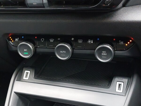 Used Citroen C4 2022 for sale - 76225829: Photo 17
