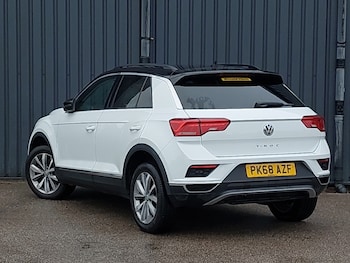 Used Volkswagen T-Roc 2018 for sale - 78259463: Photo