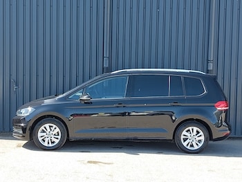 Used Volkswagen Touran 2024 for sale - 75184673: Photo
