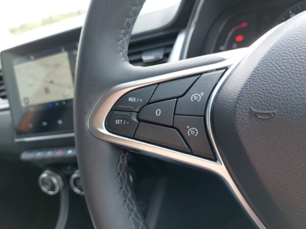 Used Renault Captur 2022 for sale - 75640920: Photo 16