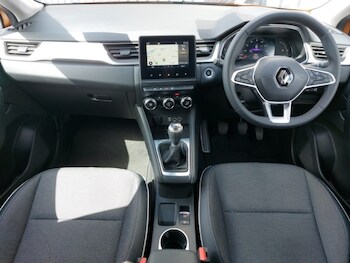 Used Renault Captur 2022 for sale - 75640920: Photo