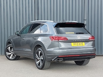Used Volkswagen Touareg 2019 for sale - 75424510: Photo