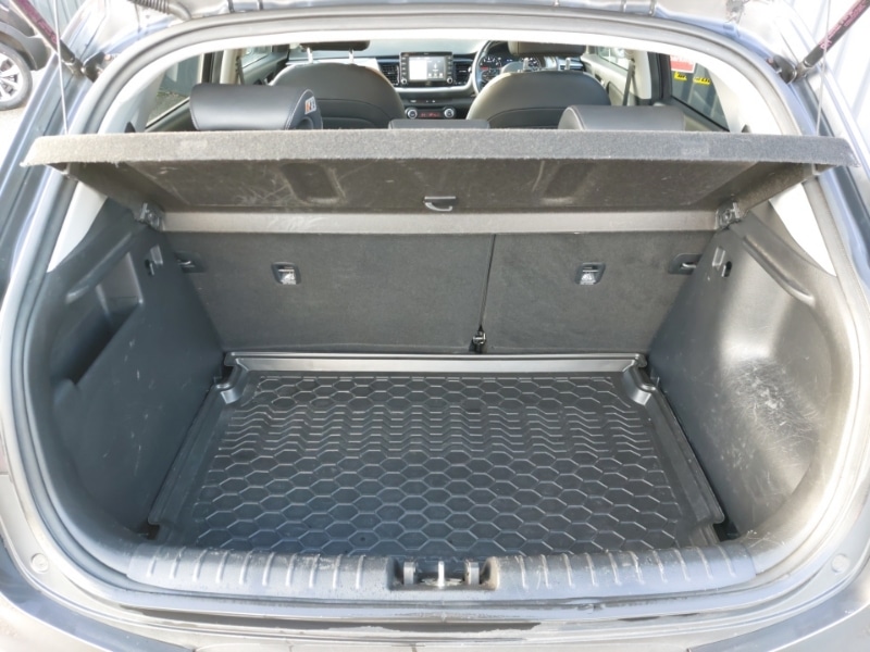 Used Kia Stonic 2019 for sale - 77126436: Photo 8