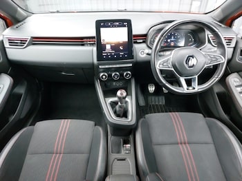 Used Renault Clio 2021 for sale - 78253436: Photo