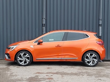 Used Renault Clio 2021 for sale - 78253436: Photo