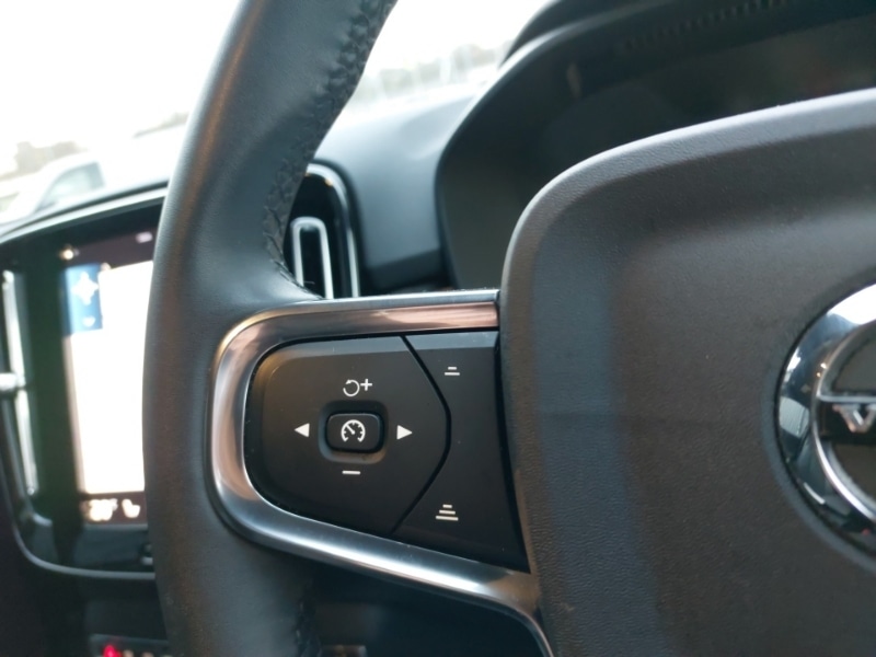 Used Volvo XC40 2022 for sale - 76860659: Photo 14