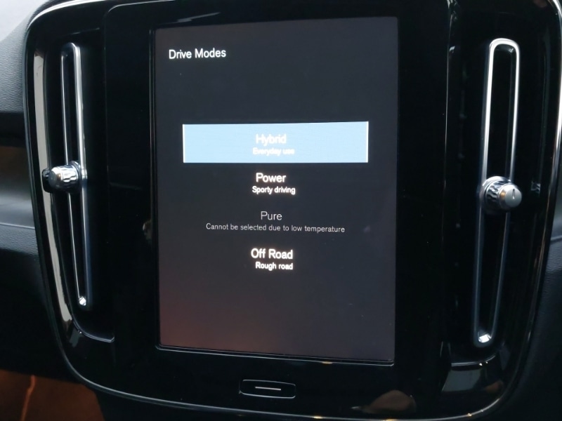 Used Volvo XC40 2022 for sale - 76860659: Photo 16