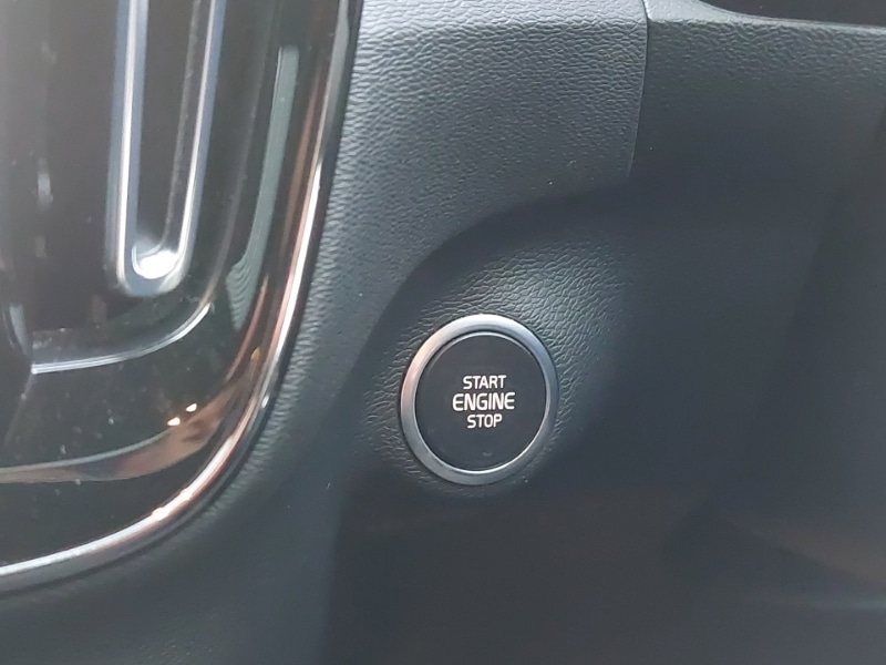 Used Volvo XC40 2022 for sale - 76860659: Photo 17