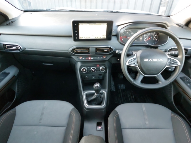 Used Dacia Sandero Stepway 2024 for sale - 77466835: Photo 2