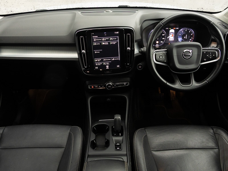 Used Volvo XC40 2020 for sale - 76964002: Photo 2