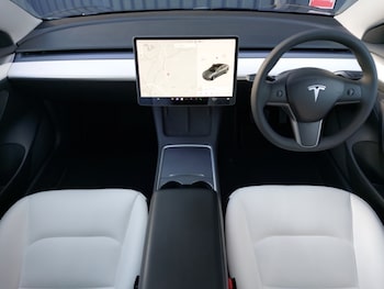 Used Tesla Model 3 2021 for sale - 76974953: Photo