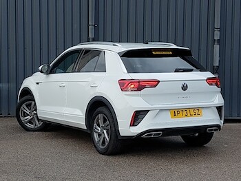 Used Volkswagen T-Roc 2023 for sale - 77311747: Photo