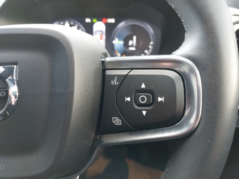 Used Volvo XC40 2023 for sale - 77405150: Photo 13