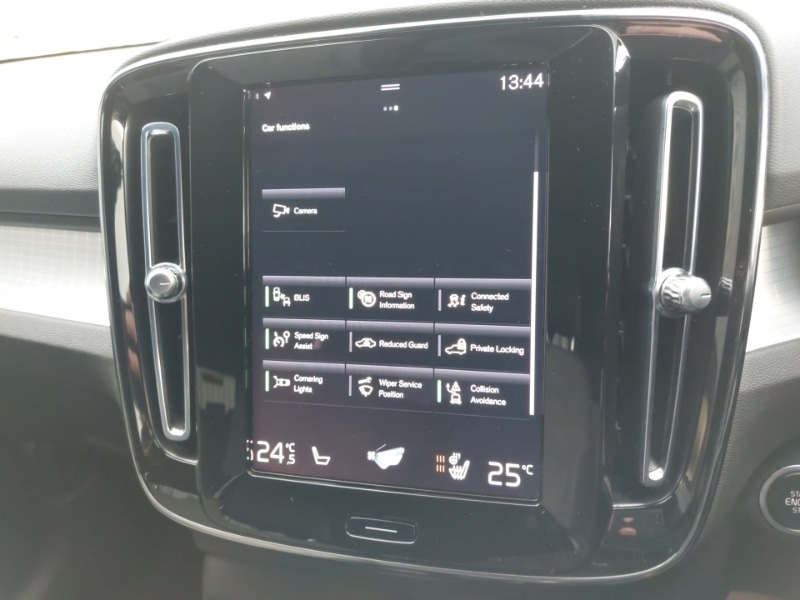 Used Volvo XC40 2023 for sale - 77405150: Photo 19