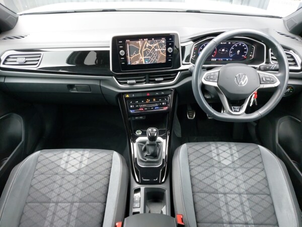 Used Volkswagen T-Roc 2023 for sale - 76258595: Photo 2