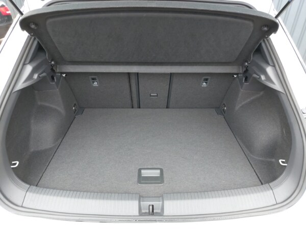Used Volkswagen T-Roc 2023 for sale - 76258595: Photo 8