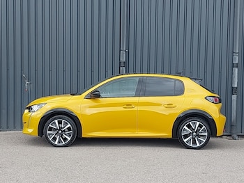 Used Peugeot 208 2021 for sale - 79420295: Photo