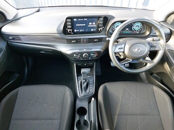 Used Hyundai BAYON 2023 for sale - 77183868: Photo