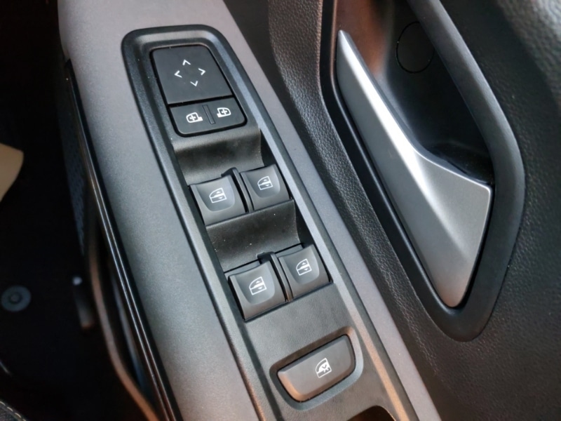 Used Dacia Sandero Stepway 2024 for sale - 77004735: Photo 12